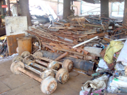 川汇区七彩废旧物资回收中心